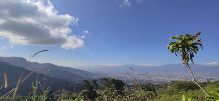 Beautifull Land in San Antonio de Escazu, Great views!! en San Antonio, Escazú, San José — $415,763