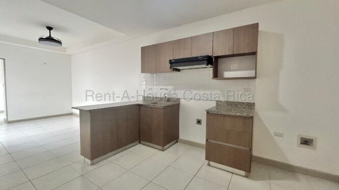 VENTA DE HERMOSA CASA A SOLO 5 MINUTOS DE LA ZONA FRANCA DEL COYOL. in San Antonio, Alajuela — ₡ 69 000 000 - Photo 3 of 13