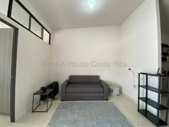 Alquiler de Casa en Pozos de Santa Ana. RAH 26-1996 en Pozos, Santa Ana, San José — $1,500 - Foto 3 de 6