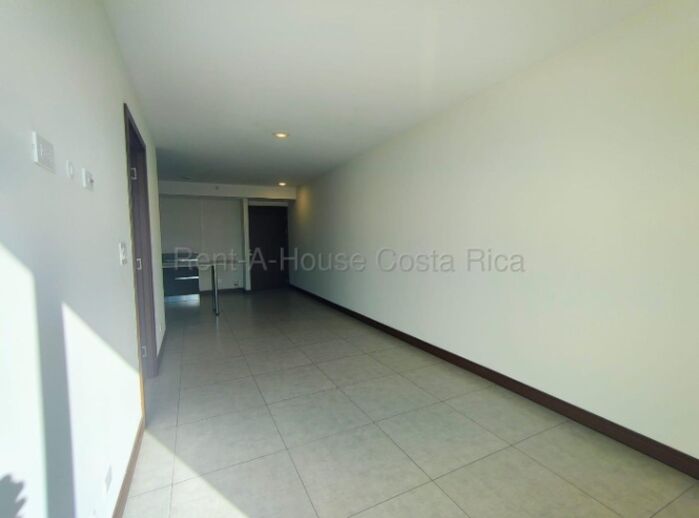 Apartamento en venta en condominio de torres con alta demanda de alquiler #26-1908 GS en Ulloa, Heredia — $120,500