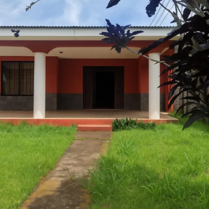 Venta de Casa en San Isidro de Heredia. in San Isidro, Heredia — $237,600