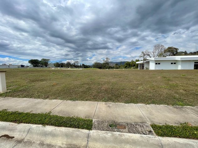 Lote en venta en Grecia con una ubicación privilegiada en Grecia, Alajuela — ₡ 24 000 000 - Foto 2 de 13