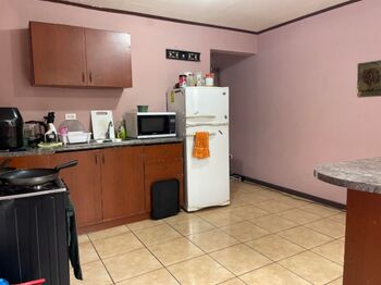 Venta de 2 Casas Independientes en Mata de Plátano-Goicoechea. RAH 26-726 en Mata de Plátano, Goicoechea, San José — $170,000 - Foto 4 de 16