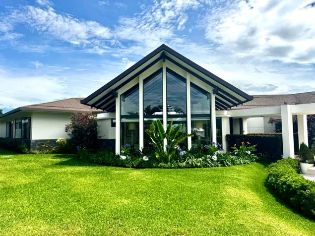 "Lumina House" for sale in Condominio Montermán in Curridabat, San José — $2,800,000 - Photo 2 of 39