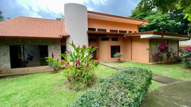 Venta de Casa en La Guácima de Alajuela . RAH 26-343 in Guácima, Alajuela — $450,000
