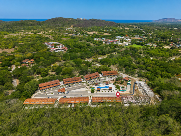 Townhome de Lujo en Rancho Villa Real Cerca de Tamarindo en Tamarindo, Santa Cruz, Guanacaste — $389,000 - Foto 2 de 24