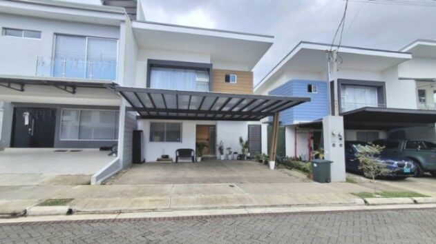 Venta de Casa en La Unión, Cartago. RAH 26-1014 en San Juan, La Unión, Cartago — $273,500