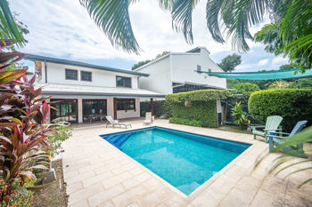 Moderna casa costera de 3 dormitorios cerca de Los Sueños Resort en Jacó, Garabito, Puntarenas — $350,000 - Foto 3 de 51