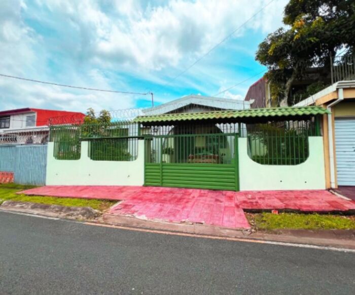 Venta de Casa + Mini Apto en San Juan-Tibâs, San José. RAH 25-1867 in San Juan, Tibás, San José — $196,500