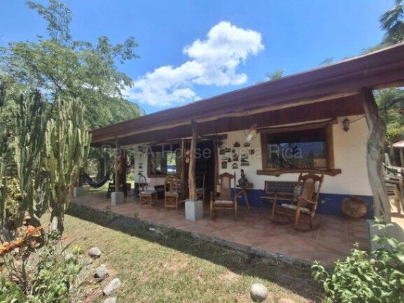 Propiedad en venta Acosta a solo 1.30 minutos de San José en Guaitil, Acosta, San José — ₡ 120 000 000