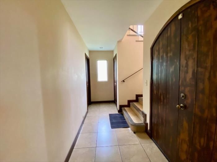 ¡Encuentra tu hogar perfecto en este condominio de lujo en Santa Ana 🏠🏠 in Santa Ana, San José — $185,000