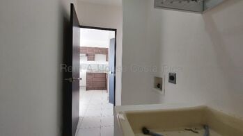 Se alquila apartamento en Ulloa Heredia 27-88