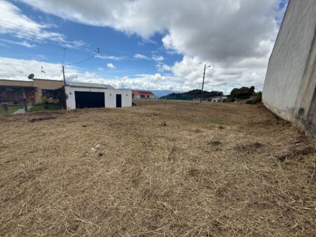 Venta de Lote en Alvarado, Cartago. RAH 26-942 en Capellades, Alvarado, Cartago — ₡ 40 000 000