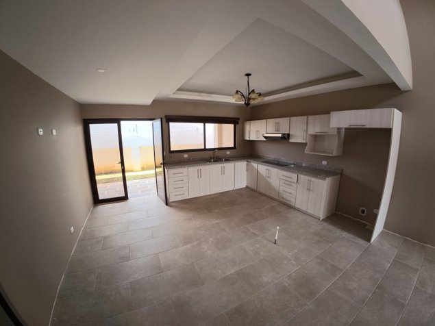 Se vende casa de lujo condominio Villangel santo domingo, Heredia en Ángeles, San Rafael, Heredia — ₡ 130 000 000 - Foto 3 de 23
