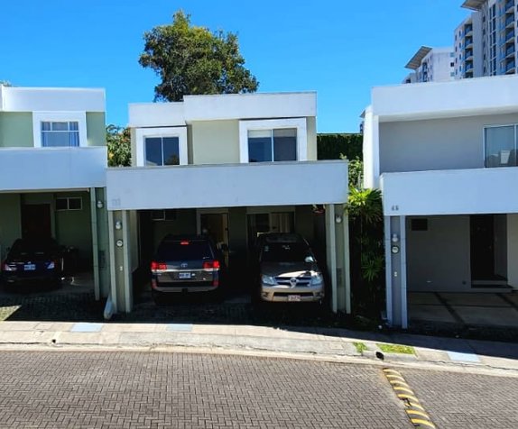 **REBAJADA**   VENTA DE CASA, HEREDIA, SAN PABLO, COND INTERAMERICANA en San Pablo, Heredia — $250,000 - Foto 2 de 31