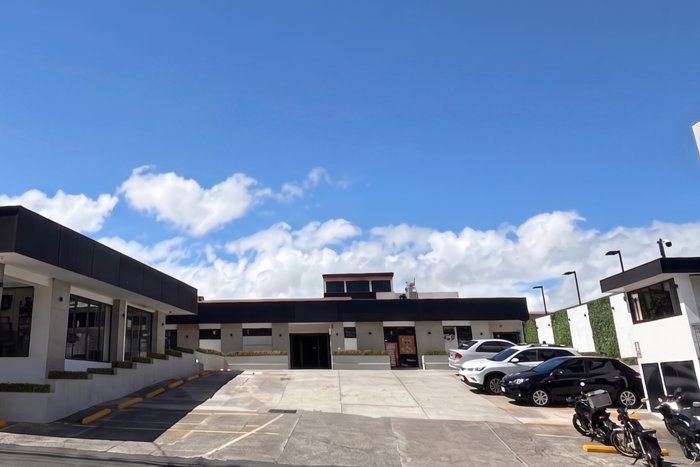 Consultorios médicos en alquiler en Tres Ríos en Tres Ríos, La Unión, Cartago — $732