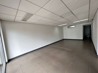 Alquiler de edificio con consultorios en Alajuela Centro en Venado, San Carlos, Alajuela — $9,500 - Foto 4 de 59