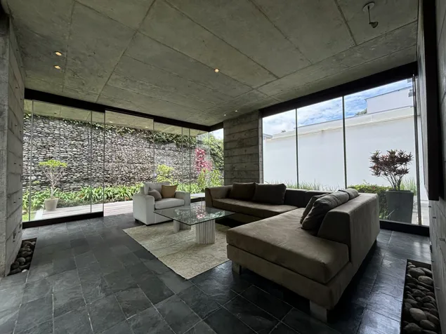 VENTA DE CASA Y APARTAMENTO BOSQUES DE ALTAMONTE, CURRIDABAT en Granadilla, Curridabat, San José — $720,000 - Foto 3 de 25