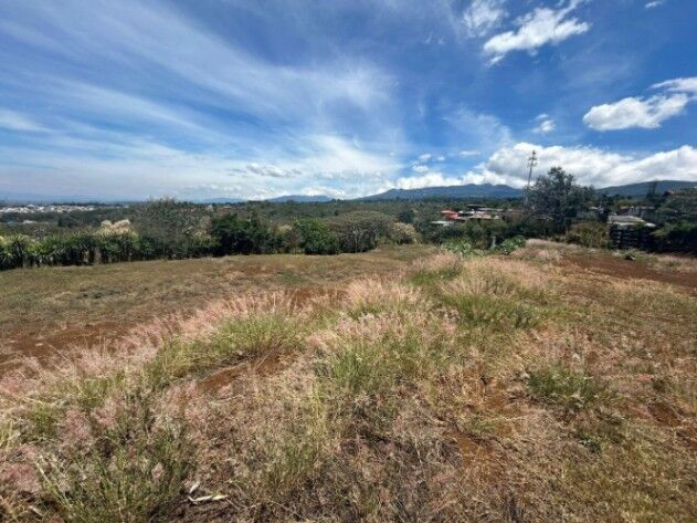 Terreno con terrazas y vista panorámica ideal para construir a lo grande en Heredia #24-1552 GS in Concepción, San Rafael, Heredia — $320,000