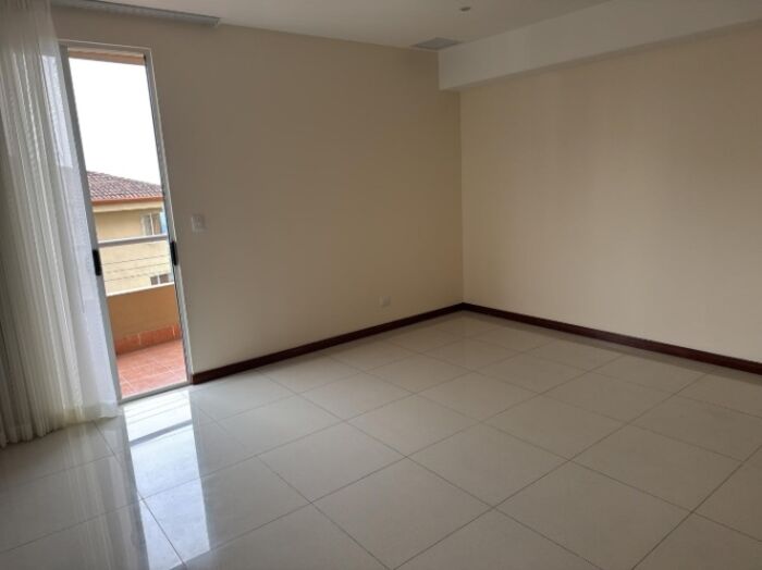 Apartamento Alquiler in San Rafael, Escazú, San José — $2,400