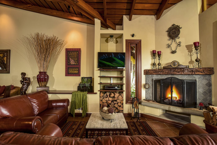 Venta de Impresionante Villa en San Rafael de Heredia in Concepción, San Rafael, Heredia — $1,350,000