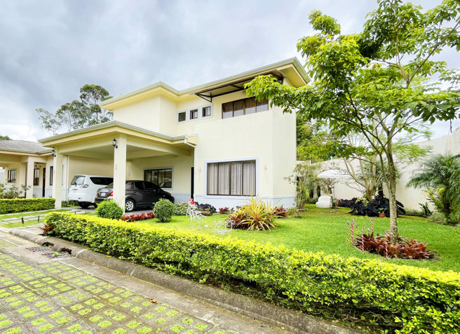 Casa Altamonte en Granadilla, Curridabat, San José — $565,000