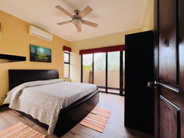 Venta Casa Puntarenas Playa Bejuco 25-447 en Parrita, Puntarenas — $549,000