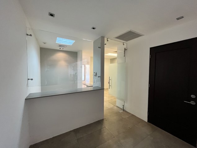SE ALQUILA OFICINA EN FORUM 1 - SANTA ANA in Santa Ana, San José — $2,431 - Photo 2 of 12
