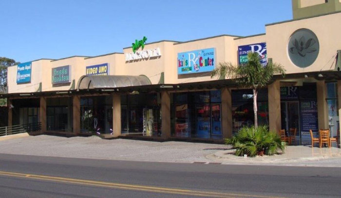 Local comercial en Plaza comercial en tres Ríos / 60 m2 en Tres Ríos, La Unión, Cartago — $1,380