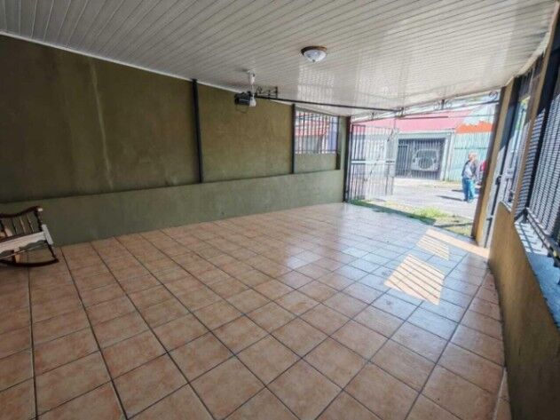 Venta de Casa en Moravia, San José. RAH 26-1035 en La Trinidad, Moravia, San José — ₡ 75 000 000