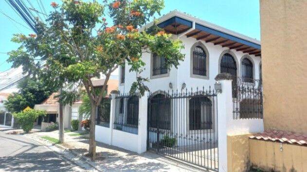 Venta de 2 Apartamentos en San Rafael, Escazú. RAH 26-1207 in San Rafael, Escazú, San José — $400,000
