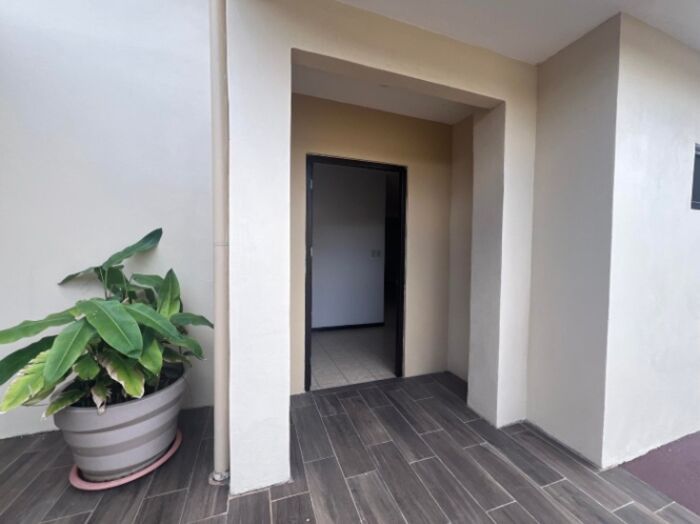 Alquiler de Apartamento en Grecia, Alajuela. RAH 25-2036 en Bolívar, Grecia, Alajuela — ₡ 330 000