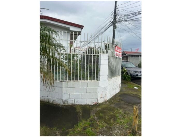 VENTA DE CASA, SAN JOSE, CALLE BLANCOS, URBANIZACIÓN LA CATALINA - 9402051 en Calle Blancos, Goicoechea, San José — ₡ 87 000 000