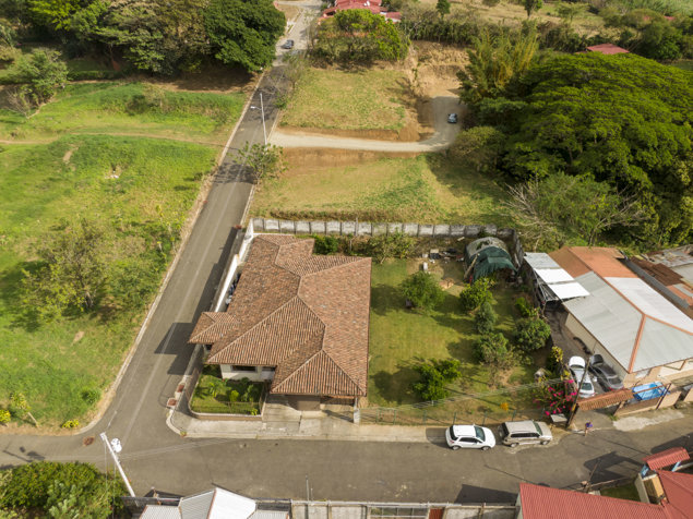 House for sale - Los Angeles, Grecia in Grecia, Alajuela — $310,000 - Photo 2 of 20