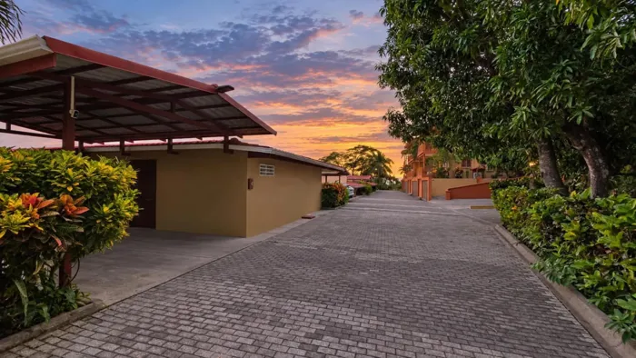 2 Bedroom Chalet with Valley Views and Shared Pool,… in Jacó, Garabito, Puntarenas — $215,000