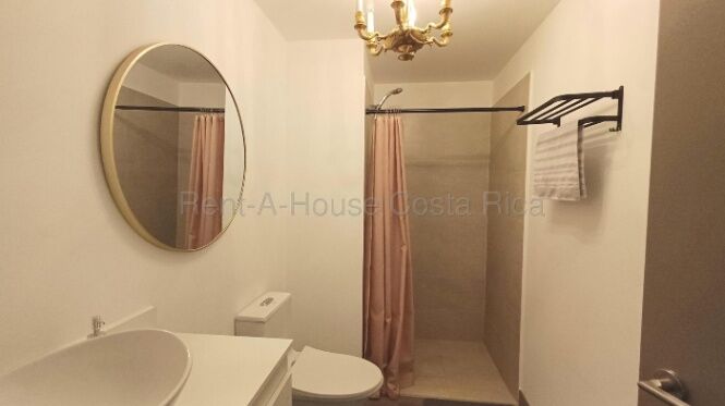 Apartamento de inversión en SER Escalante con Airbnb permitido #26-2216 GS en Carmen, San José — $150,000
