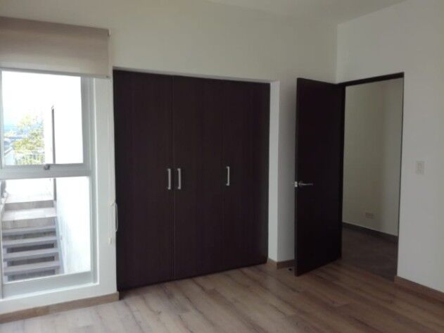 ALQUILER DE APARTAMENTO CON LÍNEA BLANCA, ESCAZU, GUACHIPELÍN - 7535328 in San Rafael, Escazú, San José — $2,400