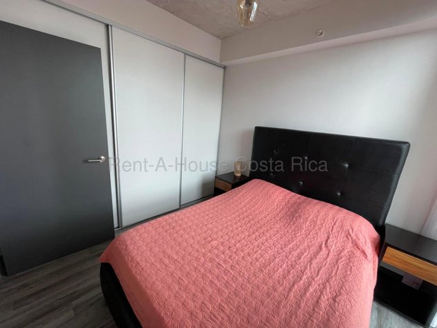 Alquiler de Apartamento AMUEBLADO en Barrio OTOYA, San José. RAH 27-143 PISO 3 in Mata Redonda, San José — $1,200 - Photo 3 of 11