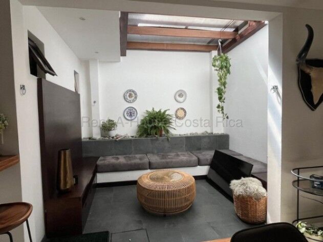 Venta de Casa en Escazú-San Rafael. RAH 26-1729 en San Rafael, Escazú, San José — $245,000