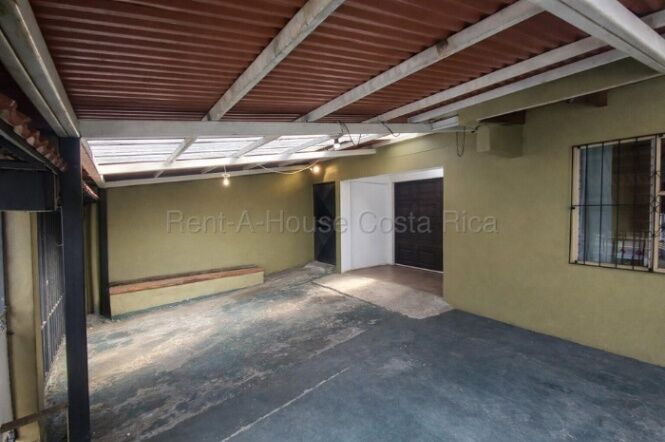 Venta de Casa en Ipís de Guadalupe. RAH 26-1515 en Ipís, Goicoechea, San José — ₡ 125 000 000