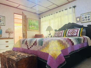VENTA DE ESPECTACULAR CASA EN SAN RAFAEL DE HEREDIA RODEADO DE NATURALEZA en Ángeles, San Rafael, Heredia — $525,000 - Foto 5 de 11