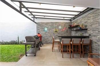 Remodeled House for Sale in Escazú with Garden and Prime Location in San Rafael, Escazú, San José — $425,000 - Photo 5 of 14