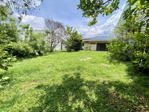 VENTA DE LOTE DE 500 m² CON CASA – LINDORA, SANTA ANA in Santa Ana, San José — $310,000