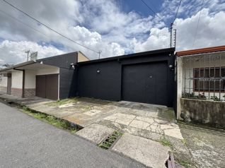 VENTA DE BODEGA Y CASA EN SAN JUAN DE TIBÁS, UBICACIÓN ESTRATÉGICA in San Juan, Tibás, San José — $408,000 - Photo 2 of 16