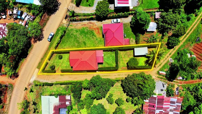 SE VENDE CASA DE ALTA CALIDAD EN LA ESPERANZA DE SAN PEDRO CON AMPLIO TERRENO en Cajón, Pérez Zeledón, San José — $99,000