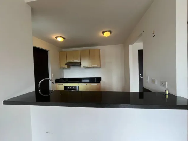 Apartment for sale in San José in Merced, San José — $190,000 - Photo 3 of 20