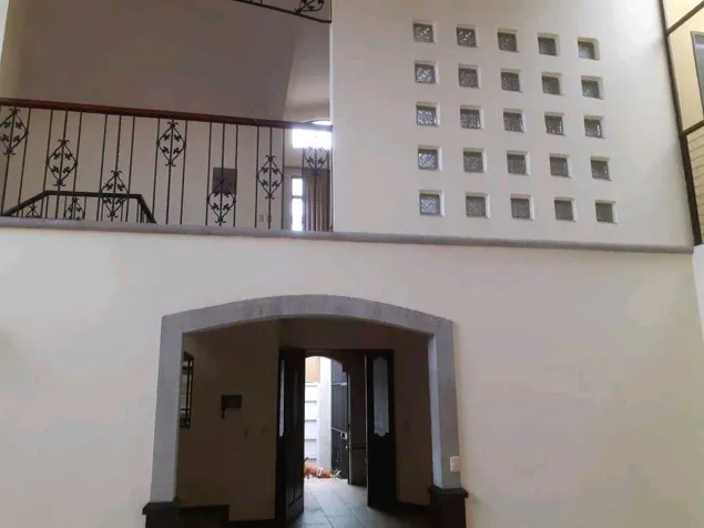 CASA MUY AMPLIA EN SANTO DOMINGO CENTRO, HEREDIA. en Santo Domingo, Heredia — $358,000