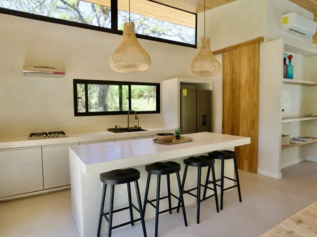 Casa Moderna de Lujo en Comunidad Orgánica in Cóbano, Puntarenas — $695,000 - Photo 3 of 19