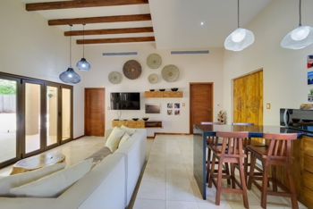 Luxurious Boutique Hotel for Sale: Potrero Beach Paradise, Guanacaste in Tempate, Santa Cruz, Guanacaste — $1,300,000 - Photo 4 of 26