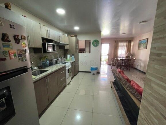 Venta de Casa en Zapote, San José. RAH 26-1913 en Zapote, San José — ₡ 76 500 000